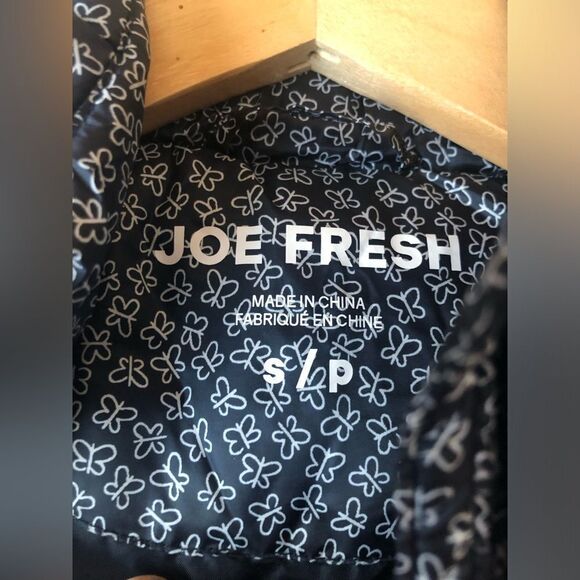 🏰 Joe Fresh | Butterfly Patterned Puffer Vest - Picture 5 of 5